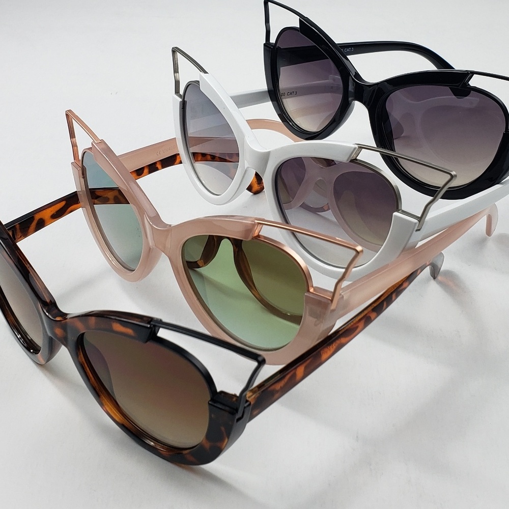 Cateye Fashionista Sunglasses for Women - Picture 4 of 5